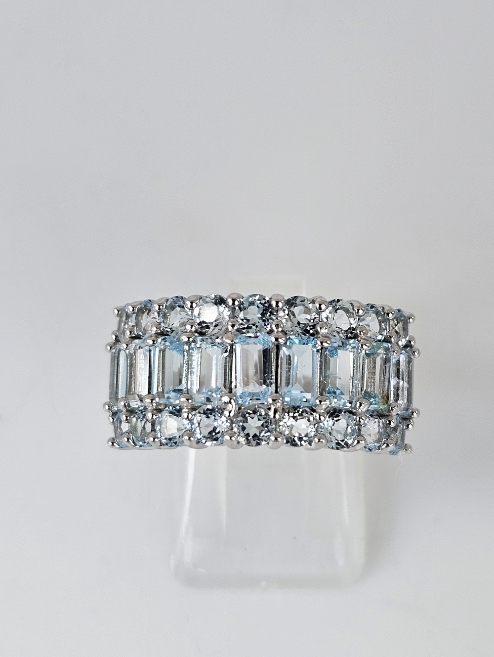 Genuine 4.30 Sky Blue Topaz Ring Sterling Silver Size 8!